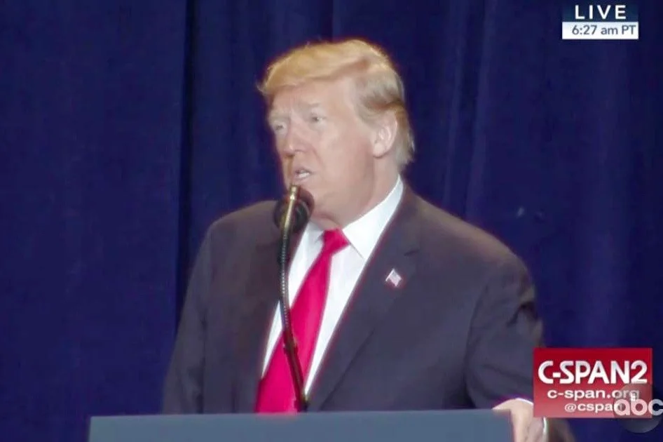 Trump Teleprompter